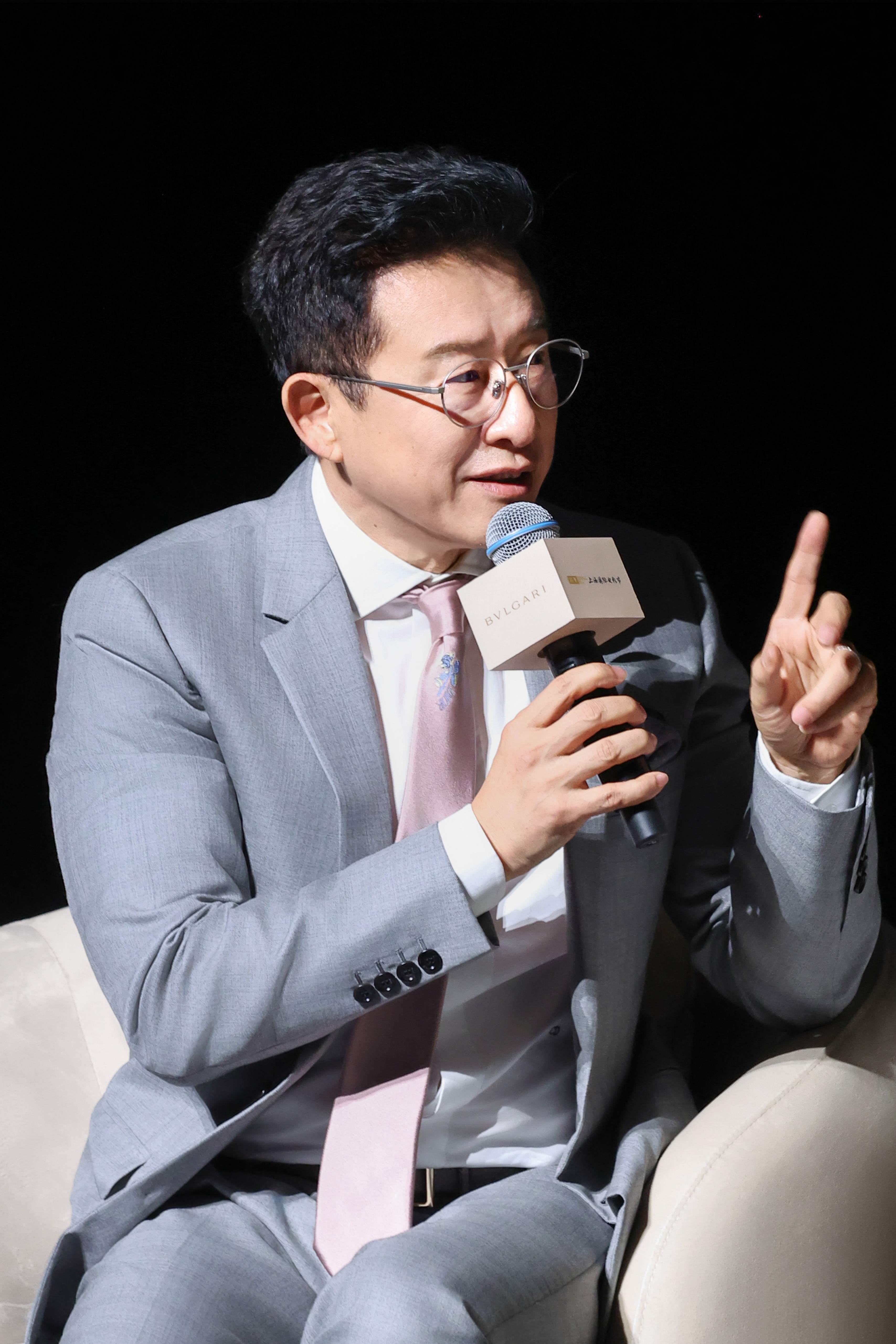 图8-LVMH 集团大中华总裁吴越.jpg