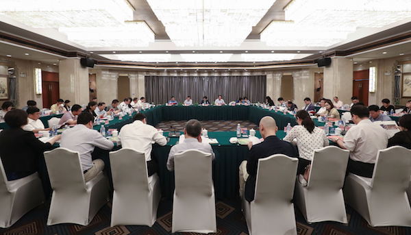 组委会全体会议_看图王.jpg