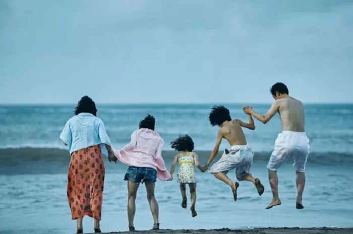 《小偷家族》剧照2.jpg