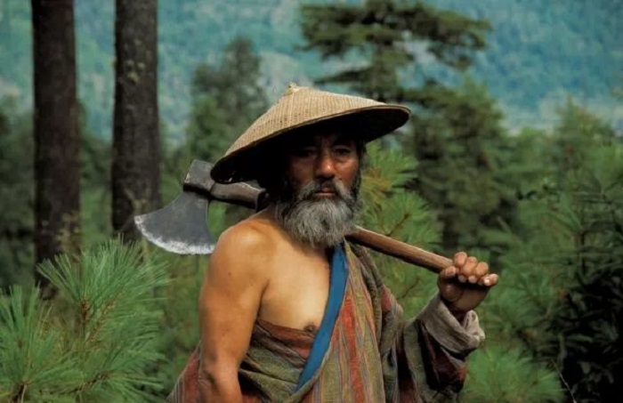 《旅行者与魔法师》.jpg
