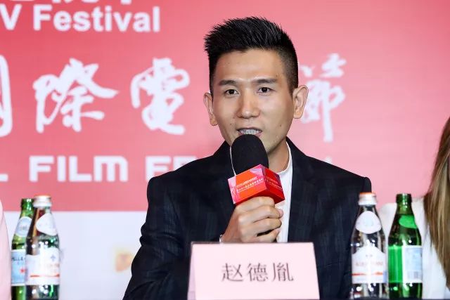 评委、缅甸导演赵德胤.jpg