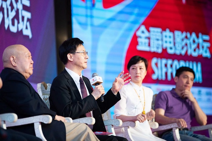左起分别为论坛嘉宾尚长荣，言兴朋，方亚芬，沈矿.jpg
